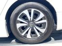 2017 Toyota Prius DAA-ZVW50 (UW-6a8e5b6fe5565)[17]