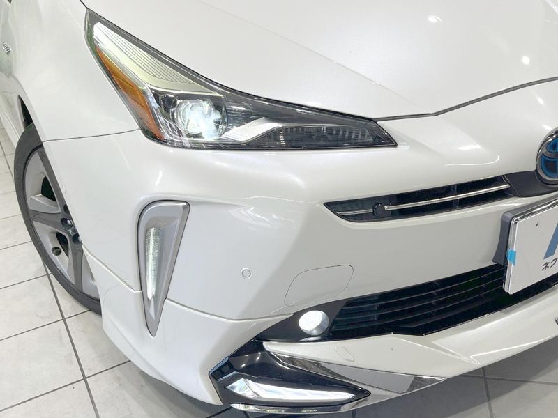 2019 Toyota Prius DAA-ZVW51 (UW-6a8e5b7686936)[23]