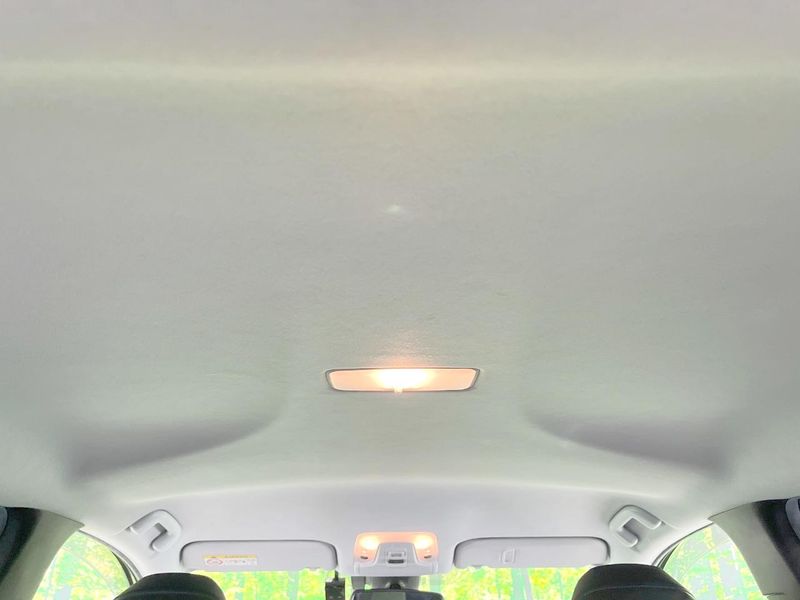 2019 Toyota Prius DAA-ZVW51 (UW-6a8e5b7686936)[14]