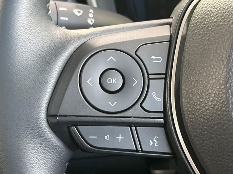 2025 Toyota Corolla 6AA-ZWE219 (UW-6a8e5b7f4e0b4)[28]