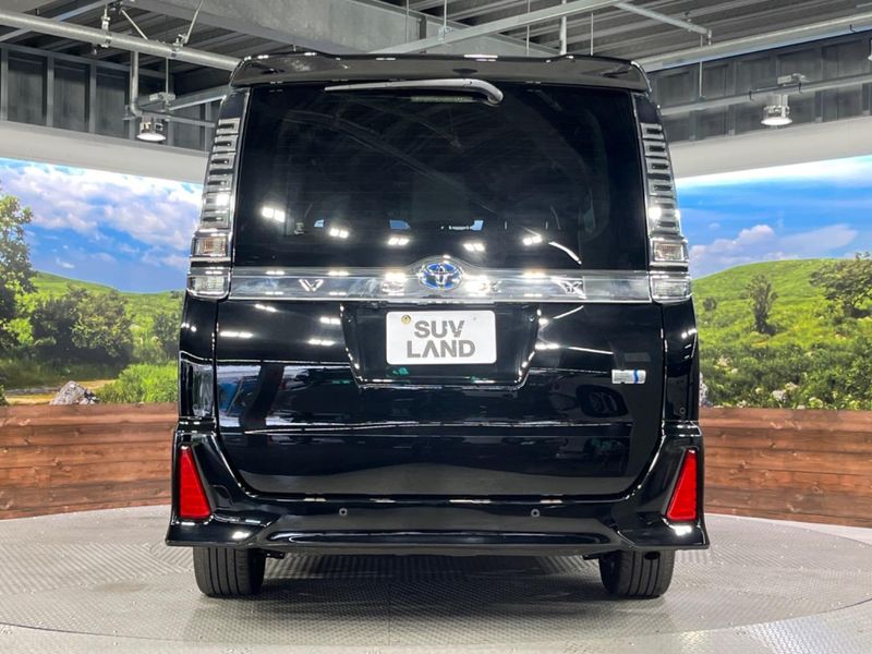 2021 Toyota Voxy 6AA-ZWR80W (UW-6a8e5b8523400)[10]