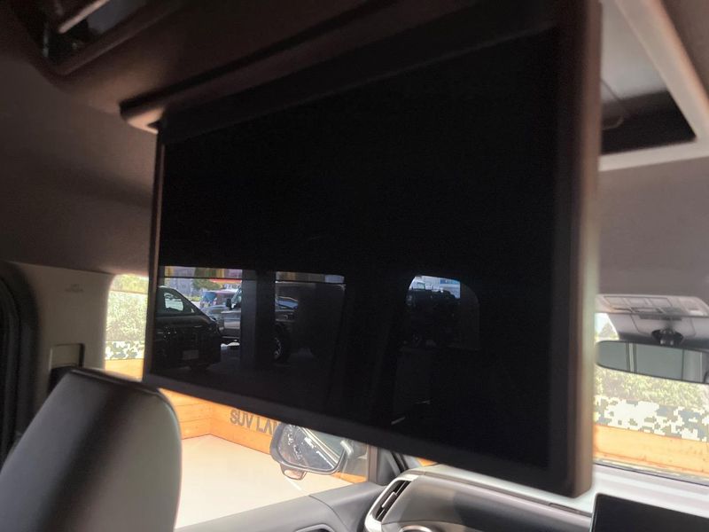 2022 Toyota Noah 6AA-ZWR90W (UW-6a8e5b8608c65)[18]