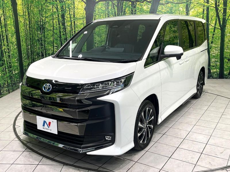 2023 Toyota Noah 6AA-ZWR90W (UW-6a8e5b8d3b56e)[8]