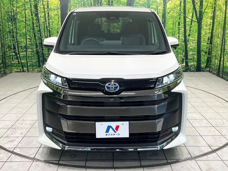 2023 Toyota Noah 6AA-ZWR90W (UW-6a8e5b8d3b56e)[28]
