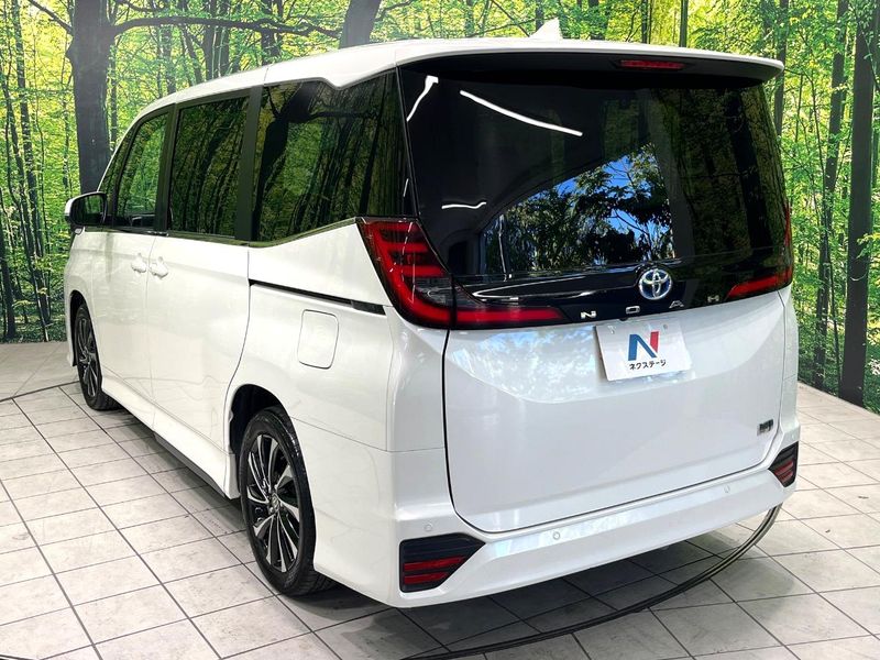 2023 Toyota Noah 6AA-ZWR90W (UW-6a8e5b8d3b56e)[10]