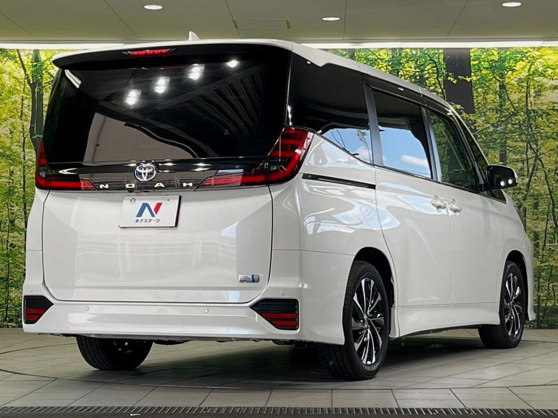 2023 Toyota Noah 6AA-ZWR90W (UW-6a8e5b8d5b61e)[8]