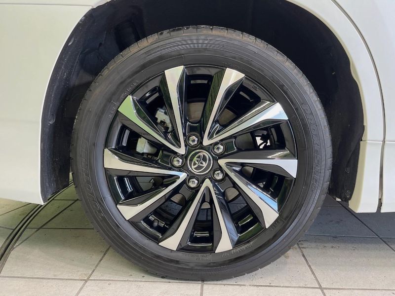 2023 Toyota Noah 6AA-ZWR90W (UW-6a8e5b8d5b61e)[20]