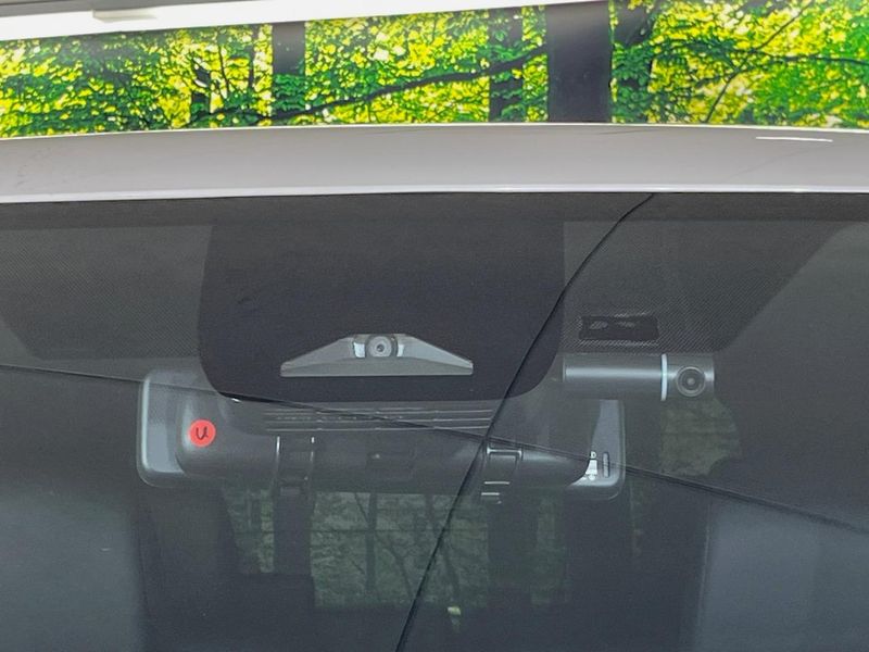 2023 Toyota Noah 6AA-ZWR90W (UW-6a8e5b8d5b61e)[26]