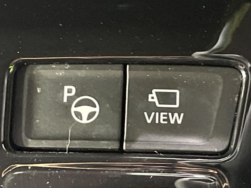 2024 Toyota Voxy 6AA-ZWR90W (UW-6a8e5b8ea61db)[17]