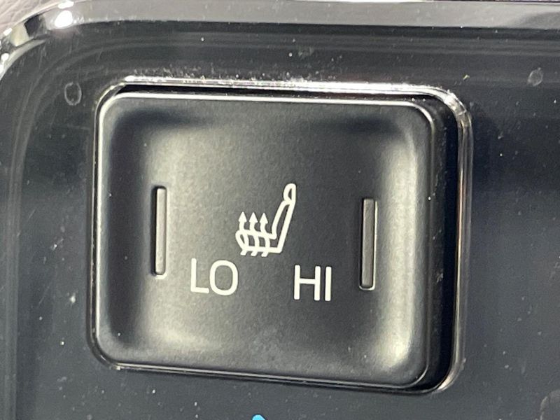 2024 Toyota Voxy 6AA-ZWR90W (UW-6a8e5b8ea61db)[16]