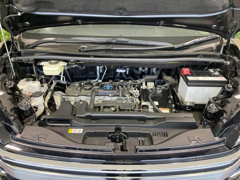 2024 Toyota Voxy 6AA-ZWR90W (UW-6a8e5b8ea61db)[0]