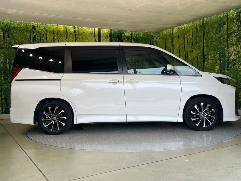 2024 Toyota Noah 6AA-ZWR90W (UW-6a8e5b906c41a)[9]