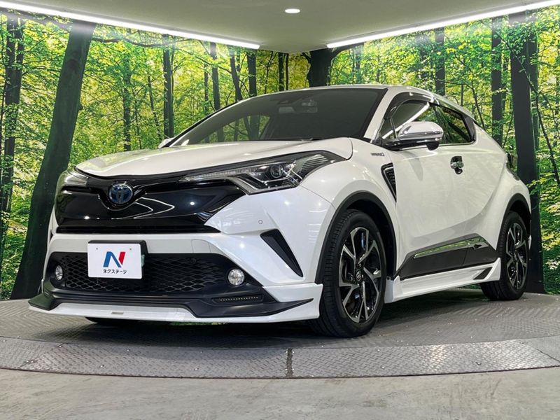 2018 Toyota C-HR DAA-ZYX10 (UW-6a8e5b98cfa6f)[4]
