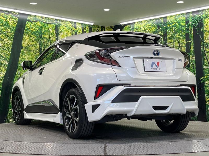 2018 Toyota C-HR DAA-ZYX10 (UW-6a8e5b98cfa6f)[6]