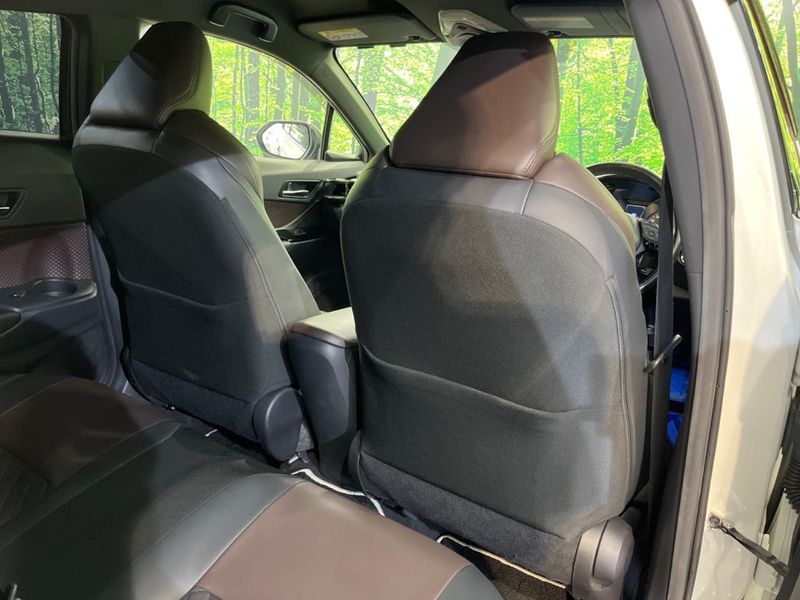 2018 Toyota C-HR DAA-ZYX10 (UW-6a8e5b98cfa6f)[26]