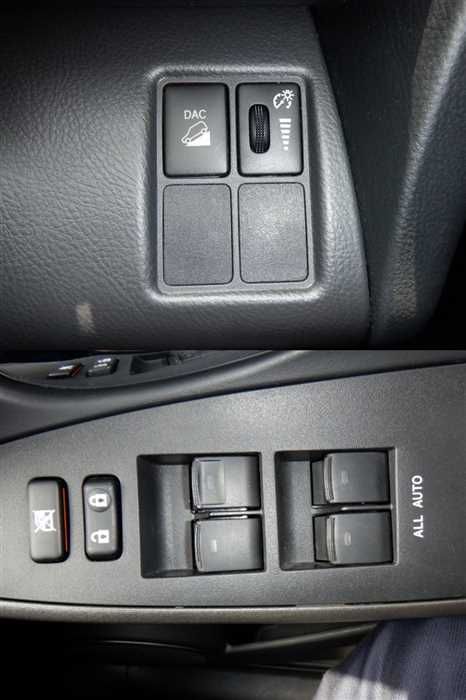 2015 Toyota RAV4 DBA-ACA36W (UW-6a8fa0f5473e9)[18]