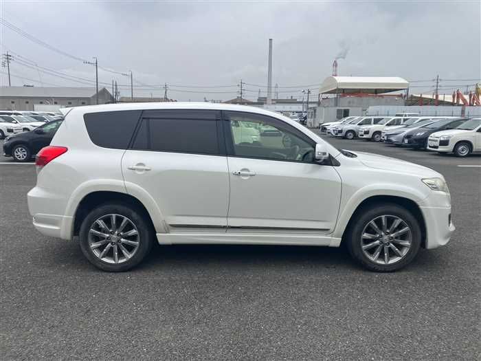 2013 Toyota Vanguard DBA-ACA33W (UW-6a8fa106d95c4)[3]