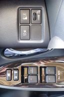 2013 Toyota Vanguard DBA-ACA33W (UW-6a8fa106d95c4)[18]