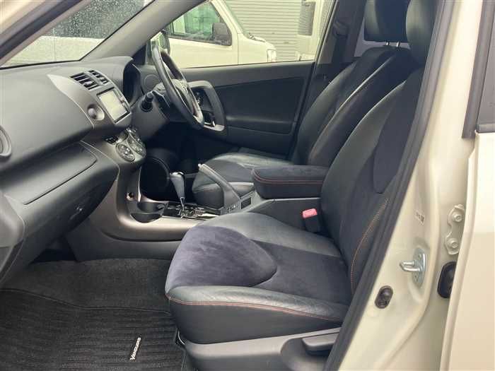 2013 Toyota Vanguard DBA-ACA33W (UW-6a8fa106d95c4)[21]