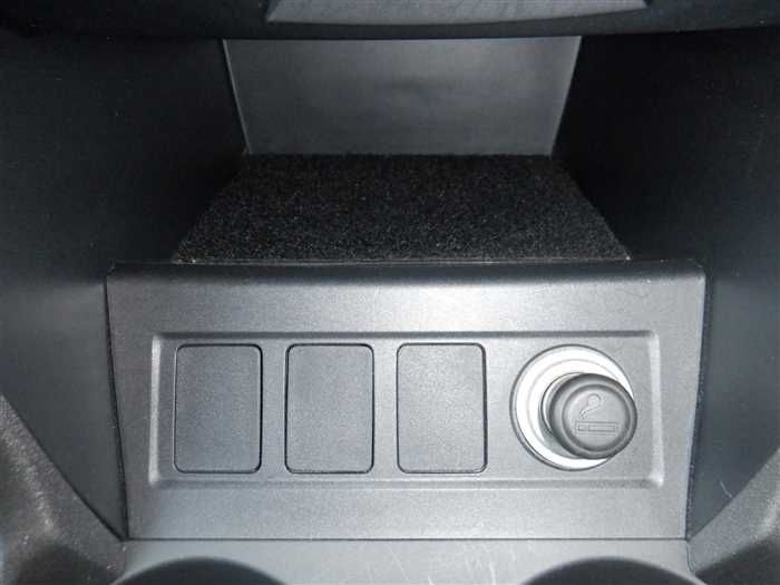 2010 Toyota Vanguard DBA-ACA38W (UW-6a8fa125115da)[14]