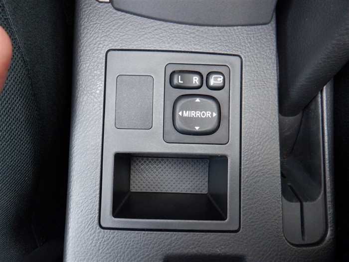 2010 Toyota Vanguard DBA-ACA38W (UW-6a8fa125115da)[16]