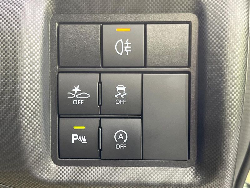 2019 Toyota Raize 5BA-A200A (UW-6a8fa8da606df)[17]