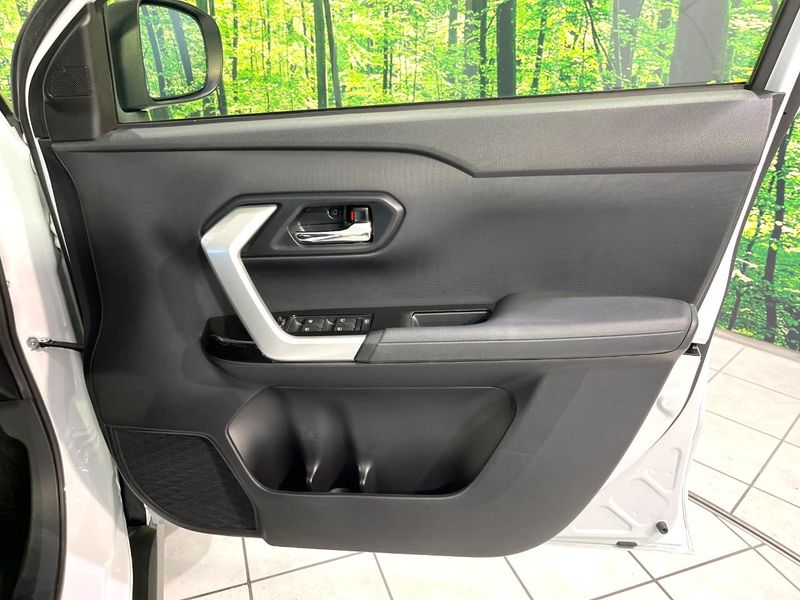 2020 Daihatsu Rocky 5BA-A200S (UW-6a8fa8dfb199b)[28]