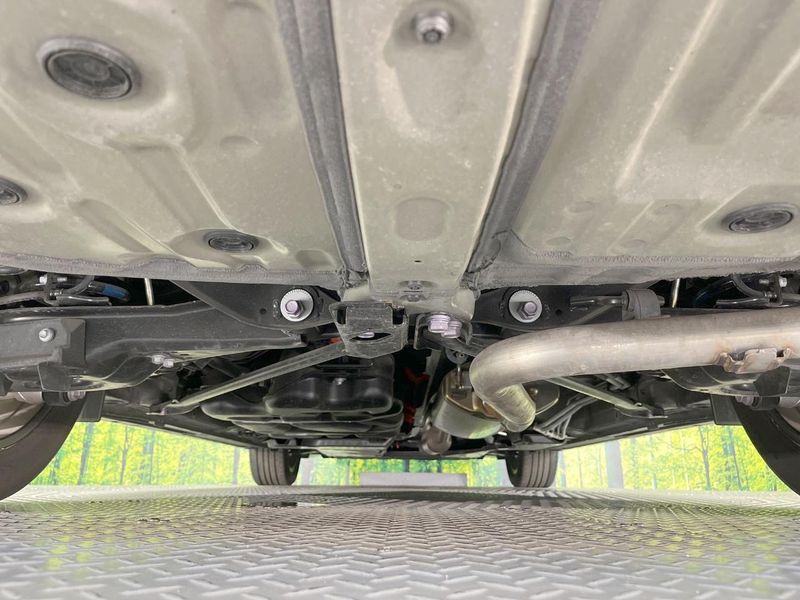 2023 Toyota Vellfire Hybrid 6AA-AAHH40W (UW-6a8fa8f865909)[26]