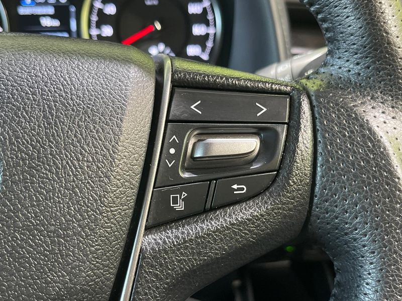 2016 Toyota Alphard DBA-AGH30W (UW-6a8fa90aca74c)[21]