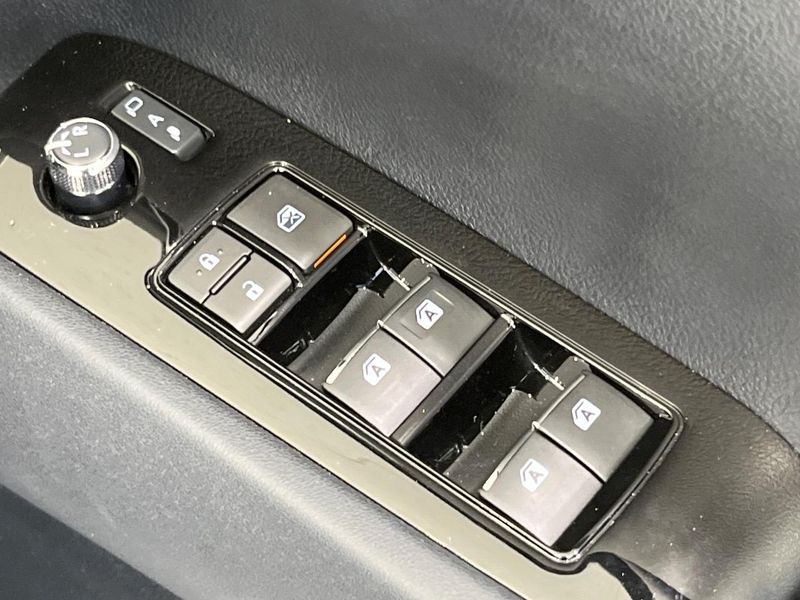 2017 Toyota Vellfire DBA-AGH30W (UW-6a8fa90e166ca)[5]