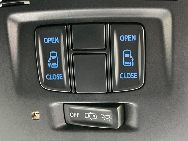 2017 Toyota Vellfire DBA-AGH30W (UW-6a8fa90e166ca)[27]