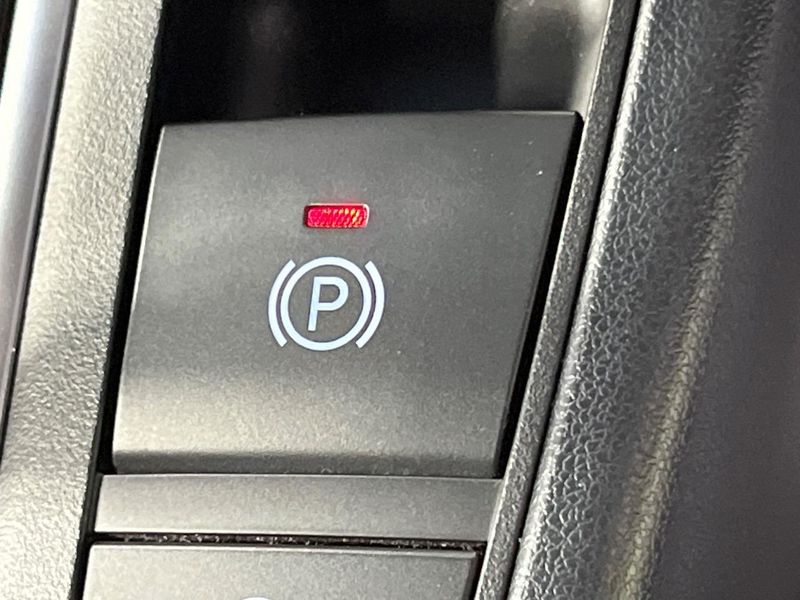 2017 Toyota Vellfire DBA-AGH30W (UW-6a8fa90e166ca)[21]