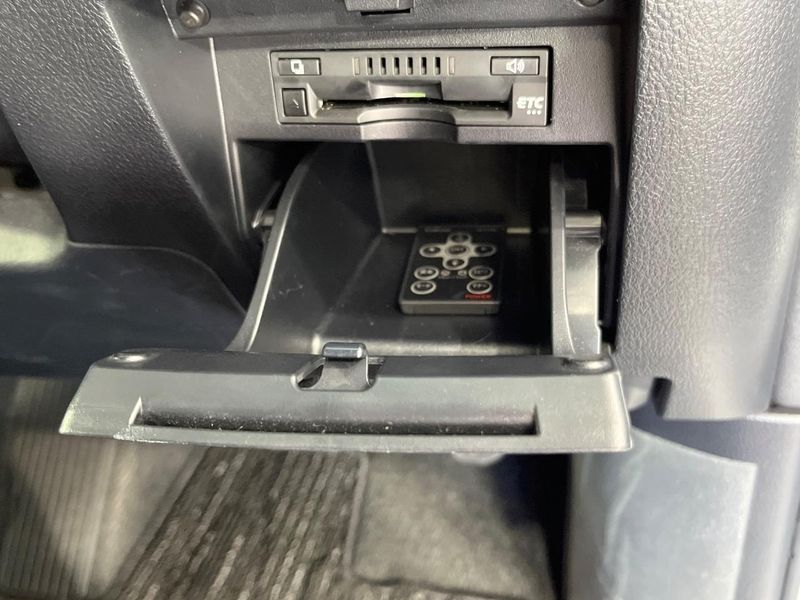 2017 Toyota Vellfire DBA-AGH30W (UW-6a8fa90e166ca)[10]