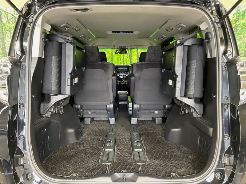 2019 Toyota Vellfire DBA-AGH30W (UW-6a8fa913a833e)[17]