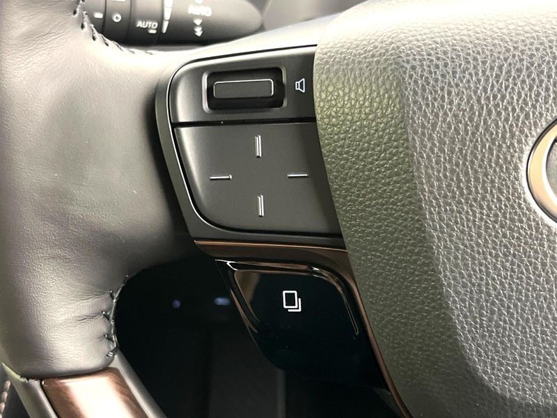 2025 Toyota Alphard 3BA-AGH40W (UW-6a8fa929c9d78)[19]