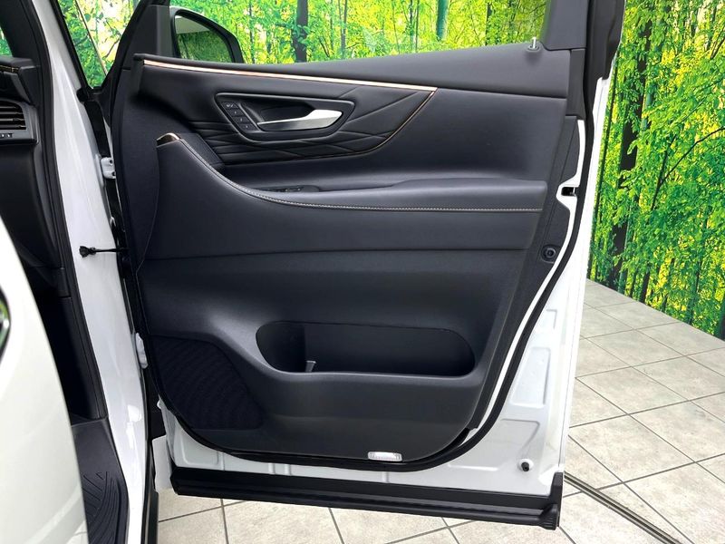 2025 Toyota Alphard 3BA-AGH40W (UW-6a8fa929c9d78)[8]