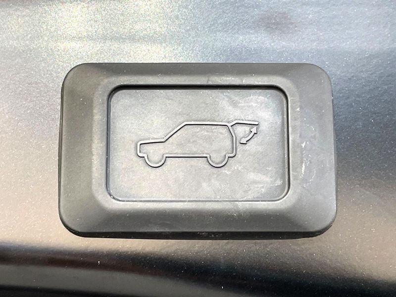 2025 Toyota RAV4 6AA-AXAH54 (UW-6a8fa93db67d2)[14]