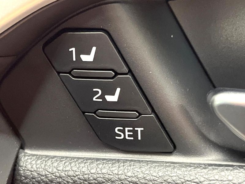 2025 Toyota RAV4 6AA-AXAH54 (UW-6a8fa93dc687d)[21]