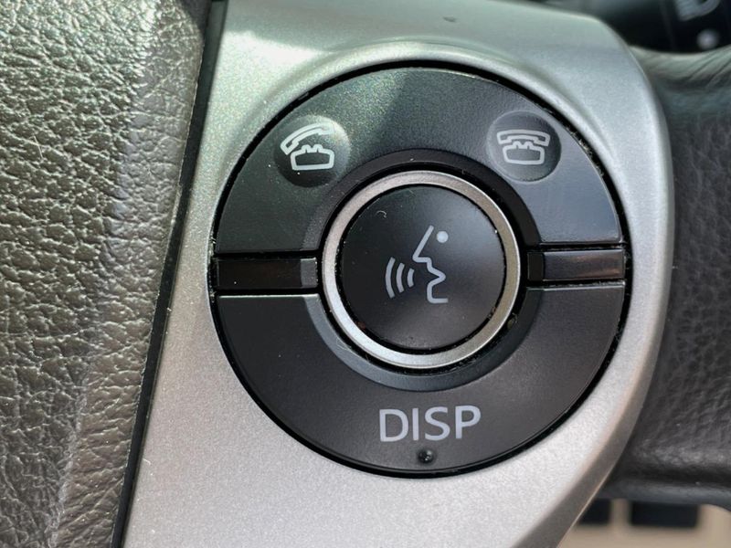 2013 Toyota SAI DAA-AZK10 (UW-6a8fa956a0aca)[26]