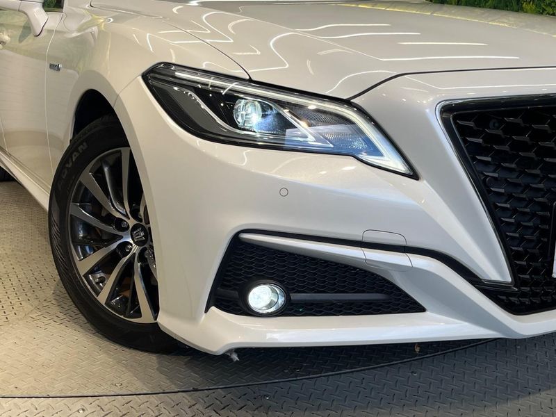 2018 Toyota Crown Hybrid 6AA-AZSH20 (UW-6a8fa9577b036)[29]