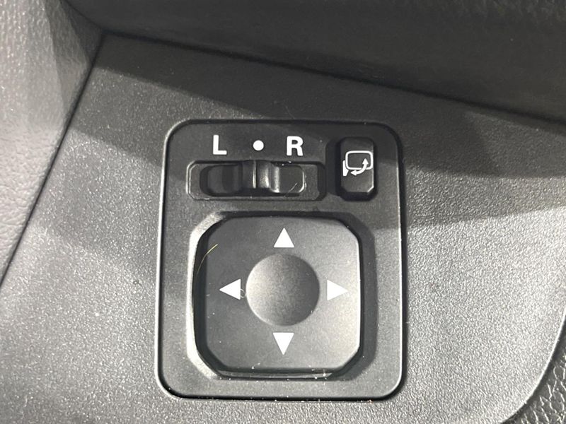 2018 Nissan DAYZ ROOX DBA-B21A (UW-6a8fa96844346)[21]