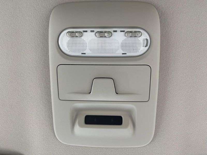2025 Mitsubishi eK Space 5AA-B37A (UW-6a8fa97602554)[28]