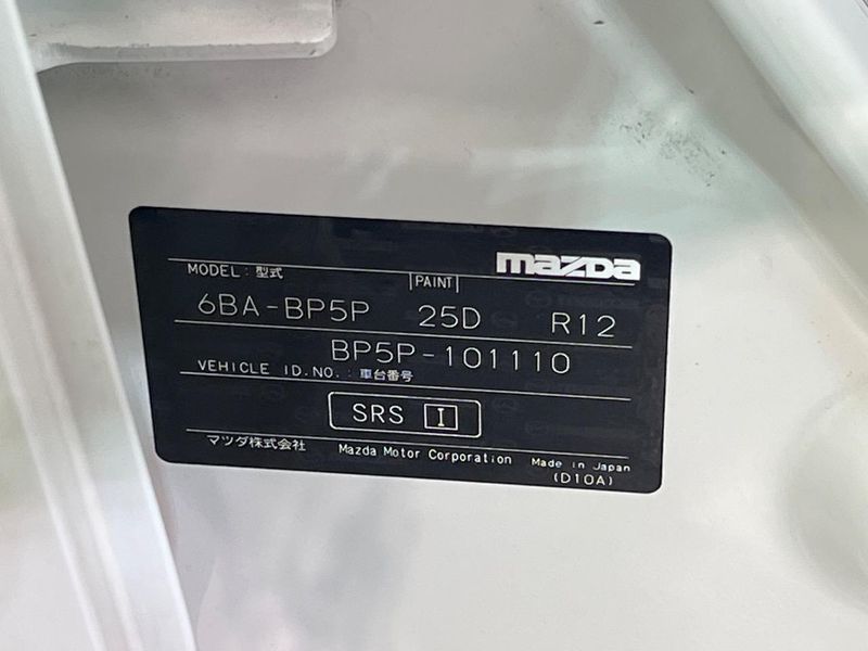 2019 Mazda Mazda 3 Fastback 6BA-BP5P (UW-6a8fa98fdab3c)[1]