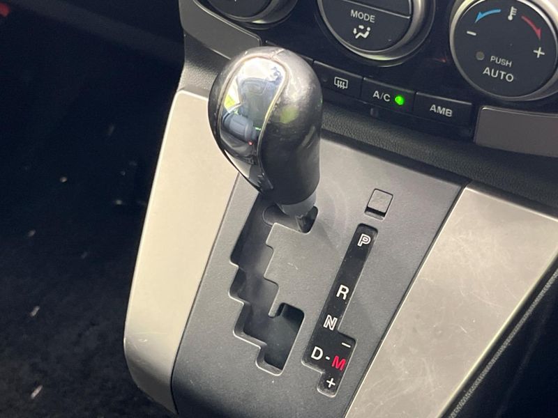 2010 Mazda Premacy DBA-CREW (UW-6a8fa997a8490)[18]