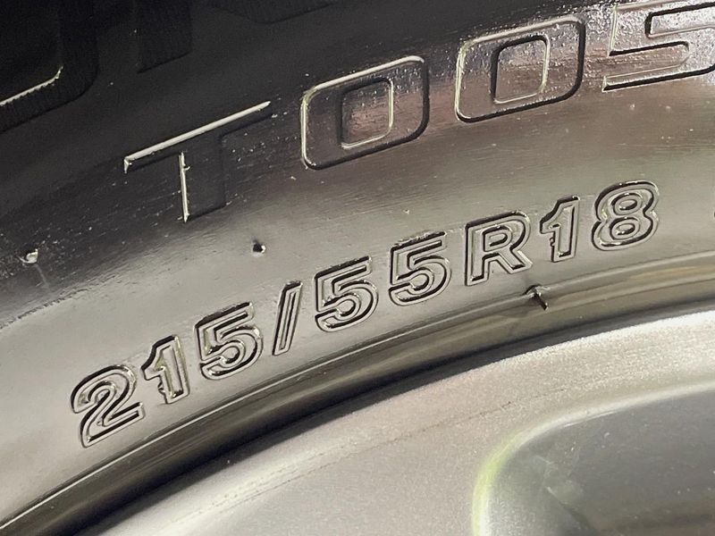 2023 Mazda CX-30 5AA-DMEJ3P (UW-6a8fa9ae4d329)[5]