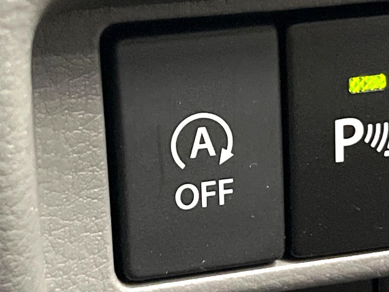 2022 Nissan NV100 Clipper Van 5BD-DR17V (UW-6a8fa9b0e831d)[24]