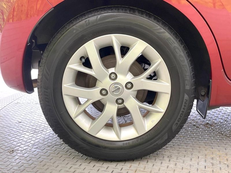2015 Nissan Note DBA-E12 (UW-6a8fa9b448448)[20]