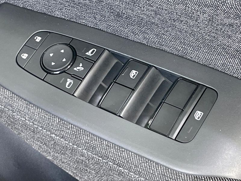 2022 Nissan Aura 6AA-FE13 (UW-6a8fa9bfb1cb0)[25]