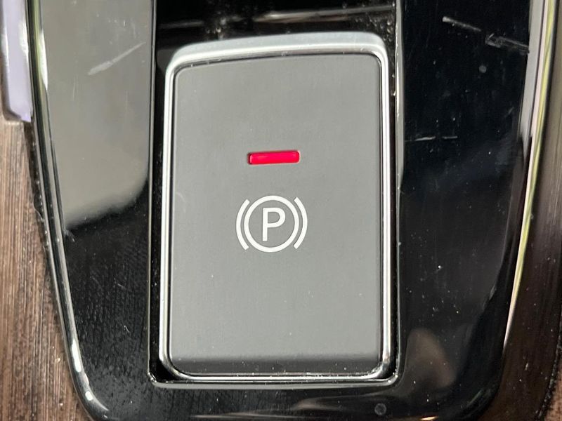 2022 Nissan Aura 6AA-FE13 (UW-6a8fa9c149c5f)[24]