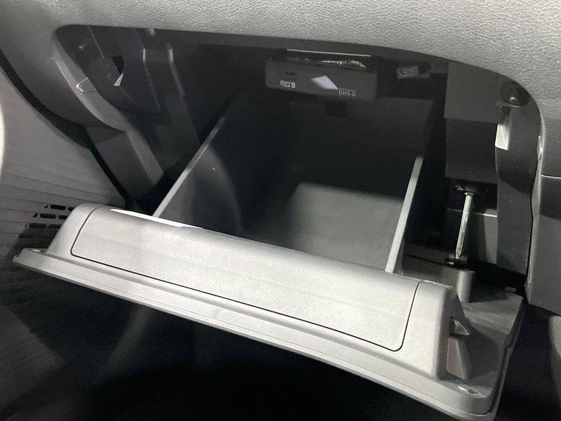 2022 Nissan Aura 6AA-FE13 (UW-6a8fa9c149c5f)[26]